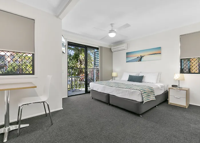 Noosa Lakes Resort