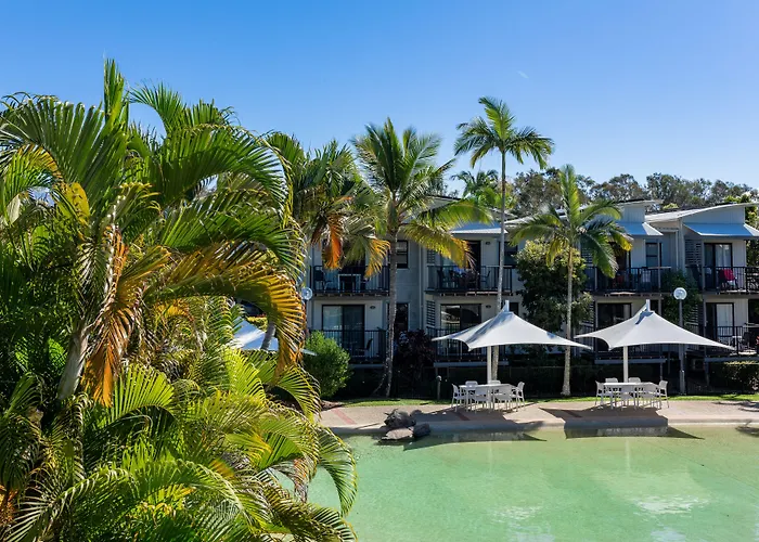 Noosa Lakes Resort