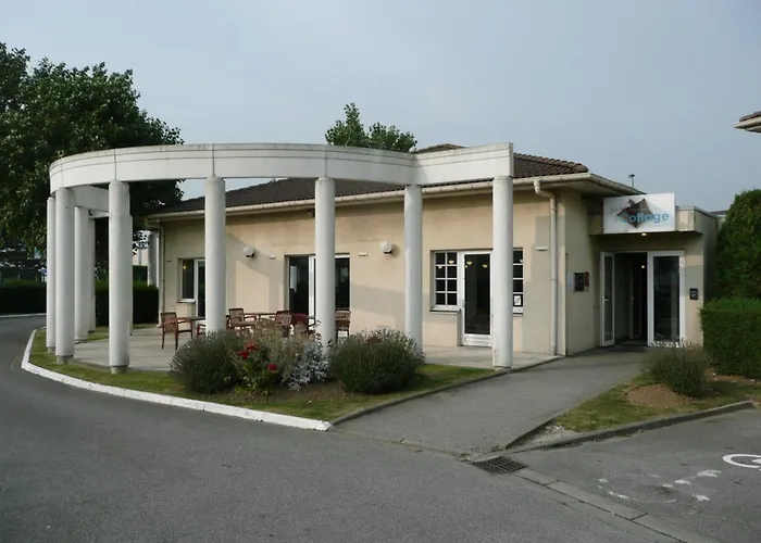 Logis Hotel & Restaurant & Bar Le Cottage