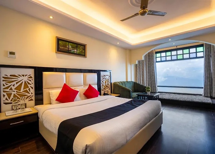 Snow Valley Resorts Dalhousie
