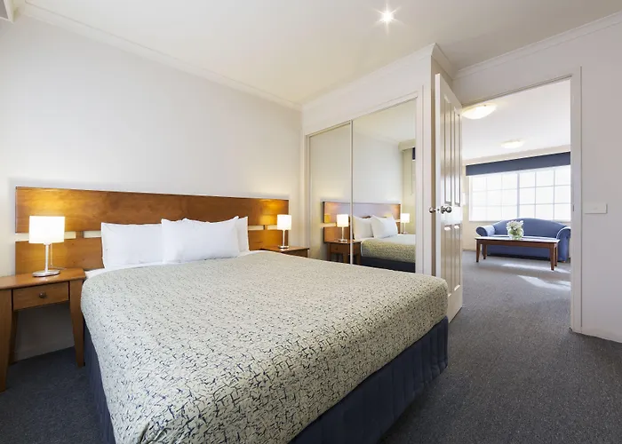 Best Western Plus Canberra Central Apartments Official