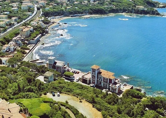 Hotel Baia Del Sorriso