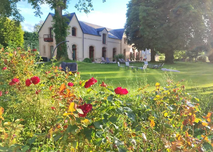 Chateau De Bellefontaine - Teritoria