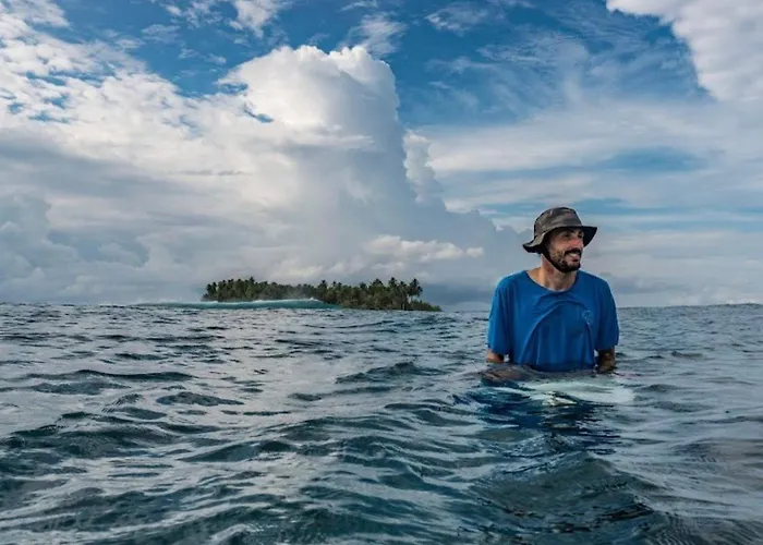 Playgrounds Sabbit Mentawai Surfcamp