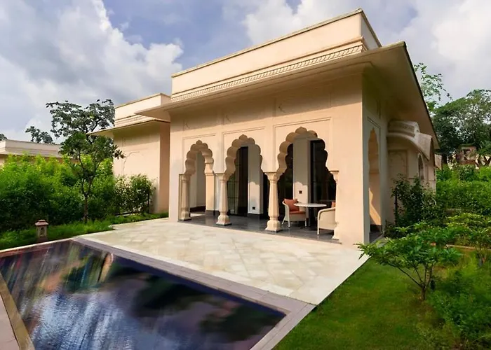 The Oberoi Rajgarh Palace