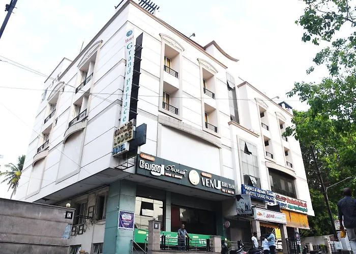 Hotel Grand Palace