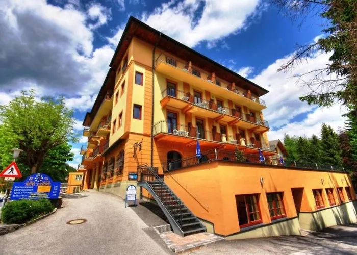 Thermenhotel Krone - Inklusive Felsentherme