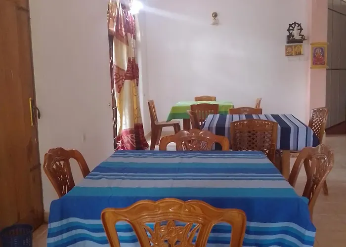 White House Holiday Resort