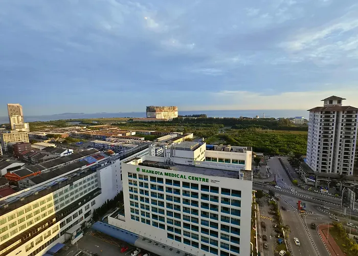 Hatten Hotel Super Sea View 4Pax High Floor Free 1 Carpark & Netflix With 2 Tv Room