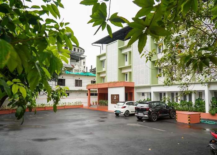 Sreenivas Lodge By Copperfolia