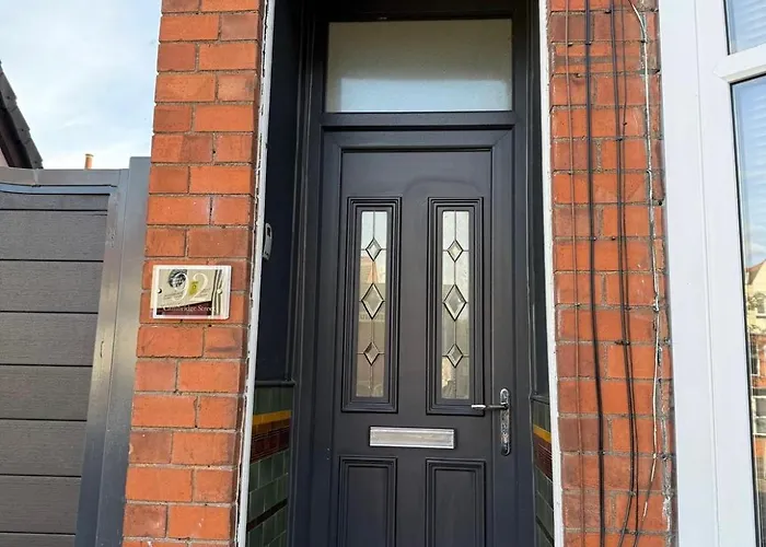 Stunning 3 Bed House In Central Leicester