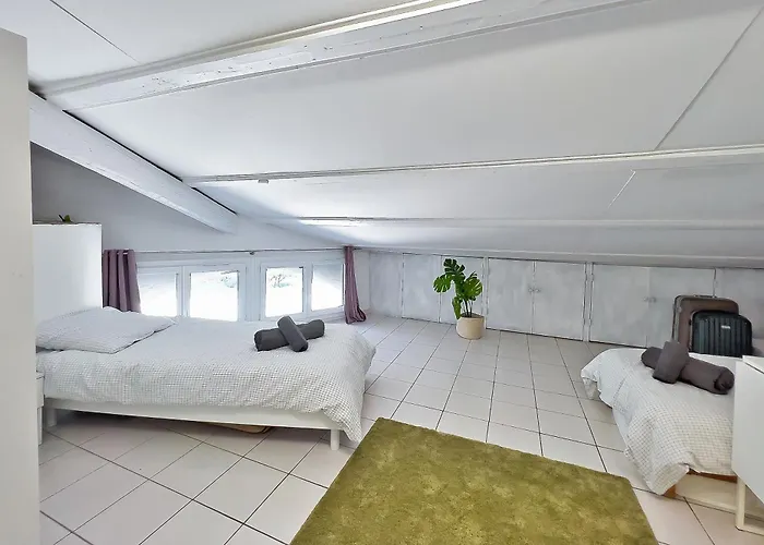 Le Domaine De L'Olivier, 19Pers, Piscine, Sauna