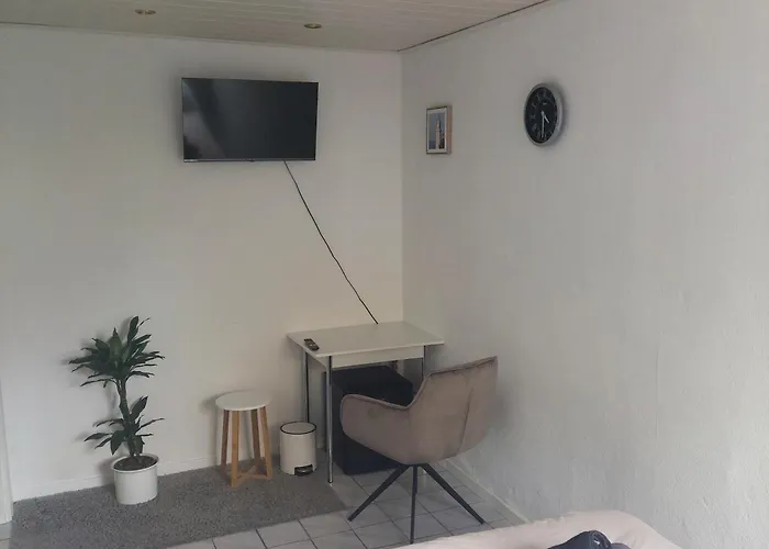 Zimmer Mit Eigenem Bad Und Eigenem Eingang