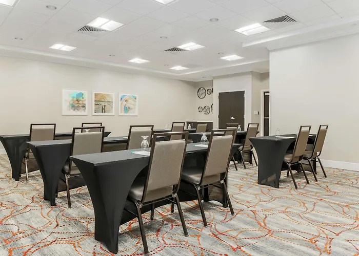 Homewood Suites By Hilton Long Island-Melville