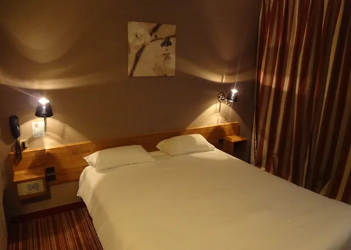 Contact Hotel Solana, Niort Mendesfrance