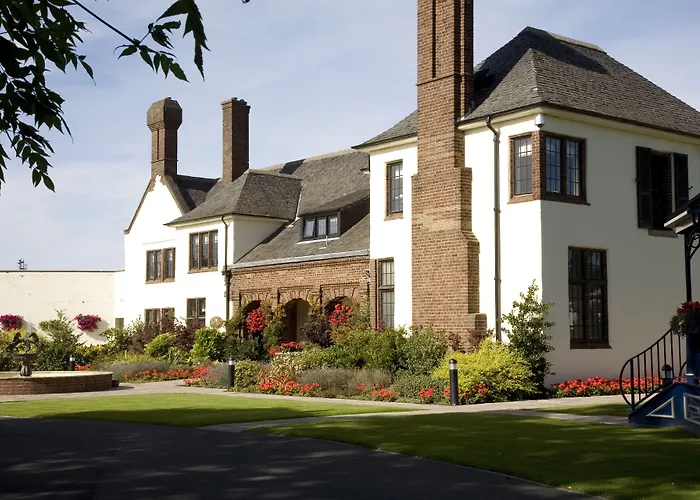 Western House Hotel At Ayr Racecourse