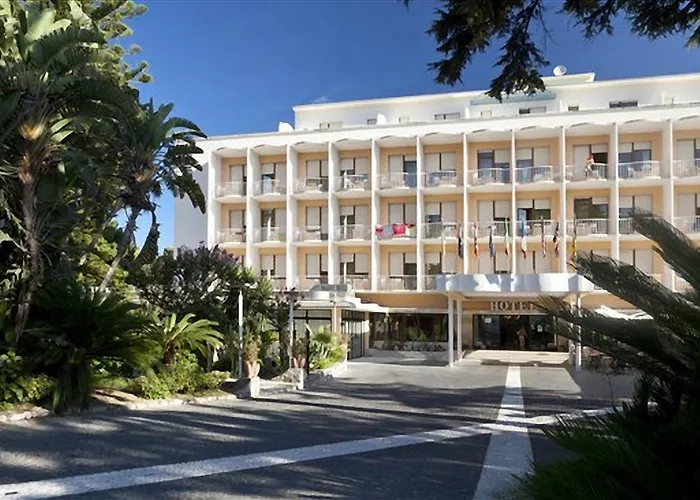 Grand Hotel Moon Valley