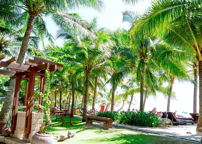 Hoang Ngoc Beach Resort