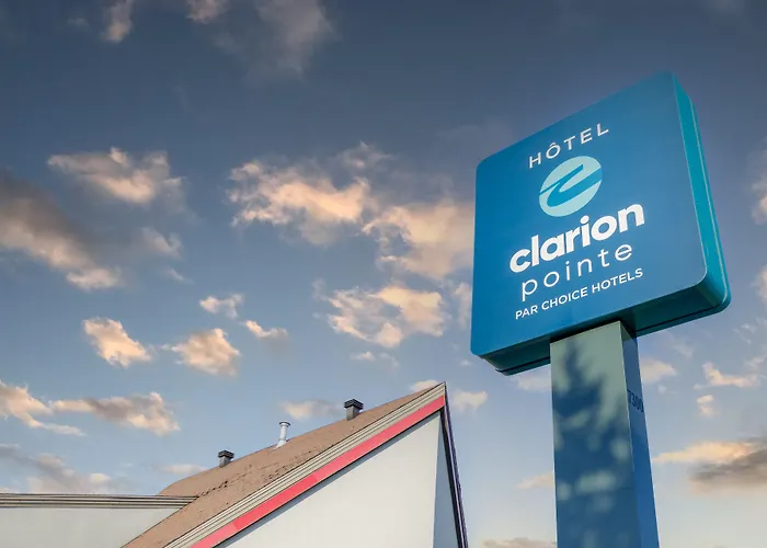 Clarion Pointe Quebec Airport