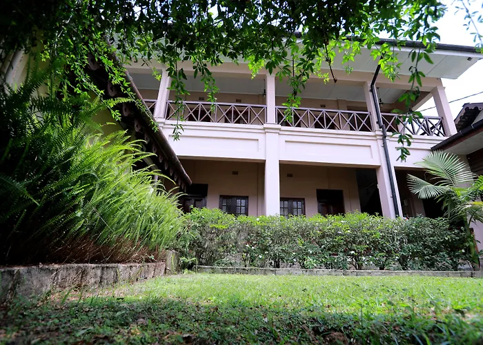 Bandarawela Hotel