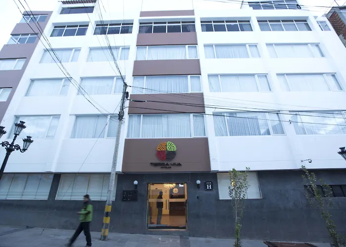 Tierra Viva Puno Plaza