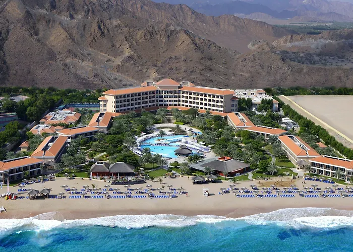 Fujairah Rotana Resort & Spa - Al Aqah Beach