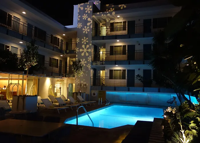 The Beverly Laurel Hotel At West Hollywood