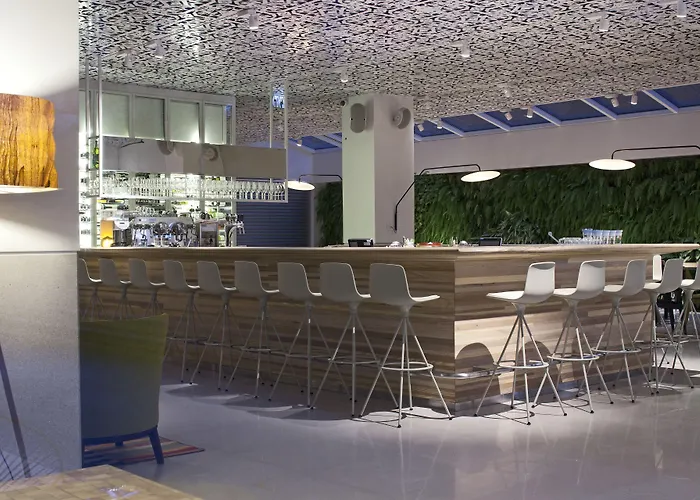 Mendeli Street Hotel By Prima Hotels - 18 Years Plus