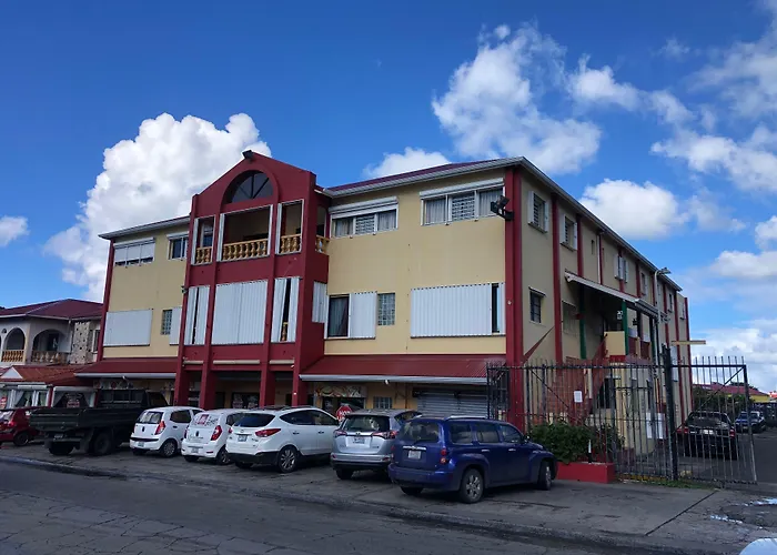 Carl'S Unique Inn & Conference Facilities