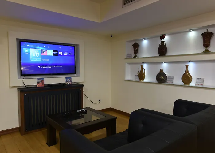 Asal Hotel