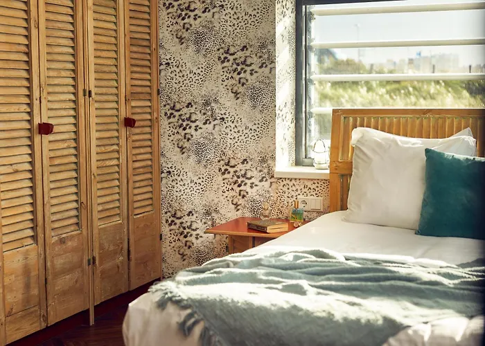 Beachhouse Hotel