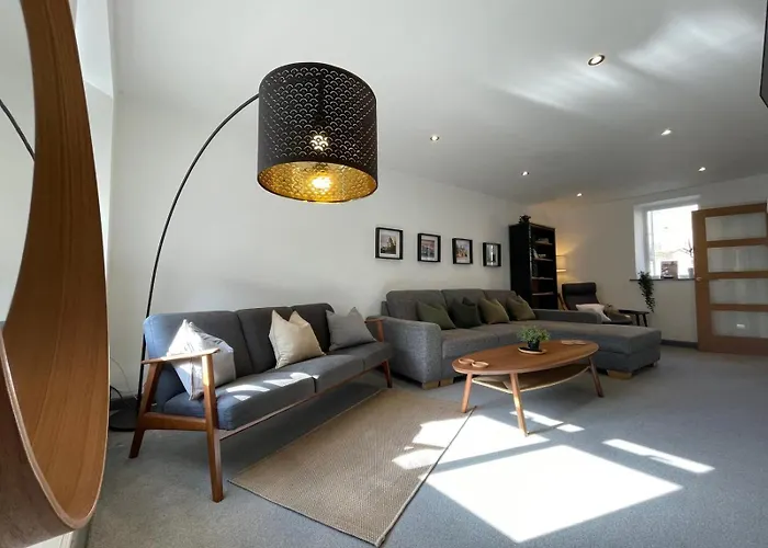 Spacious City Centre Property