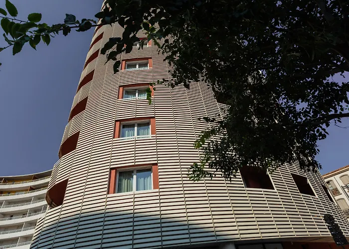 Appart-Hotel Mer & Golf City Perpignan Centre