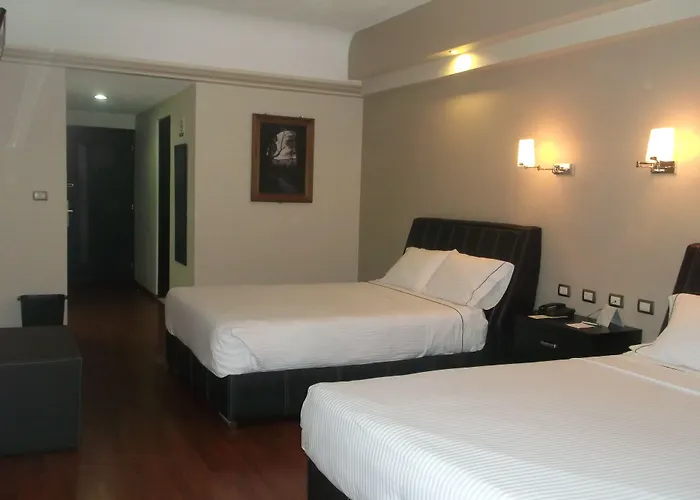 Hotel Diana Del Bosque By Dot Urban