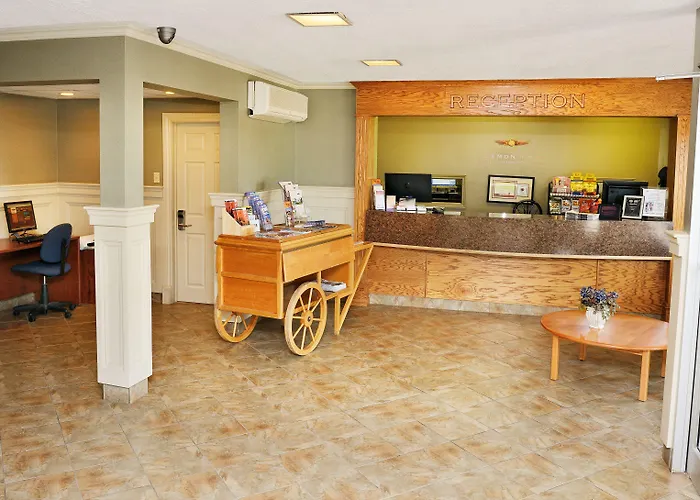 Slemon Park Hotel & Conference Centre