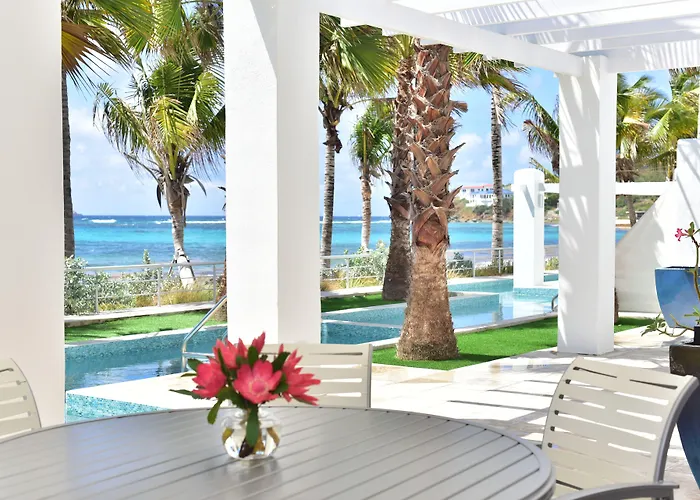 Coral Beach Club Villas & Marina