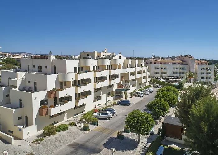 Oceanus Aparthotel