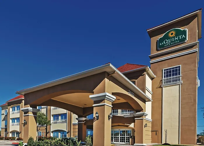 La Quinta By Wyndham Angleton