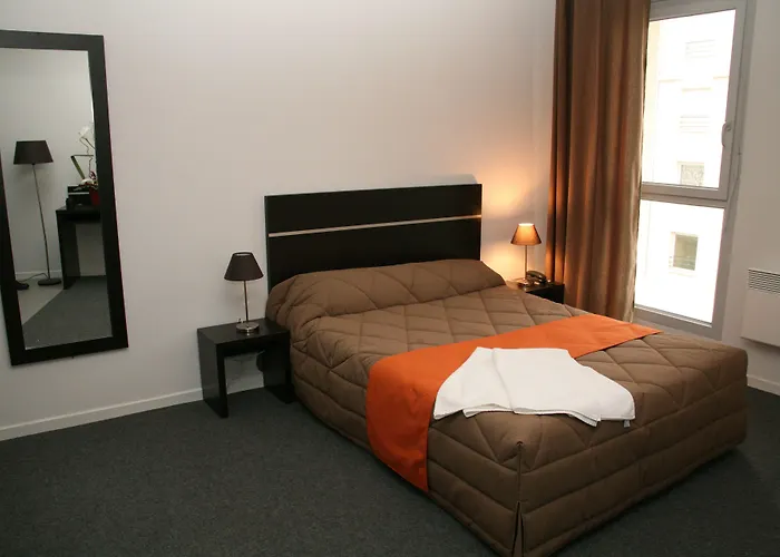 Nemea Appart Hotel Home Suite Nancy Centre