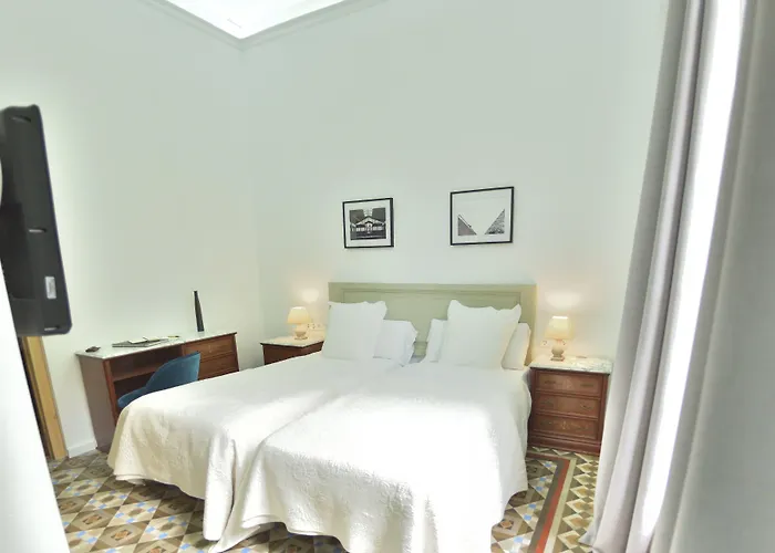 Hostal Girona