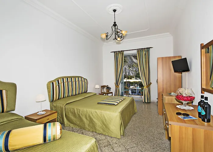Hotel Alfonso A Mare