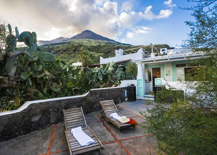 Hotel Ossidiana Stromboli Center