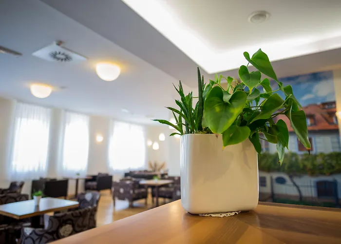 B&B Bau Maribor 3-Star