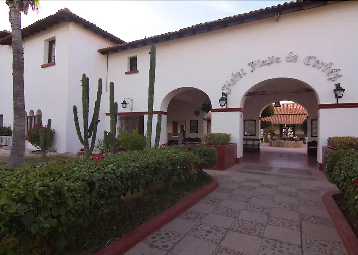 Hotel Playa De Cortes