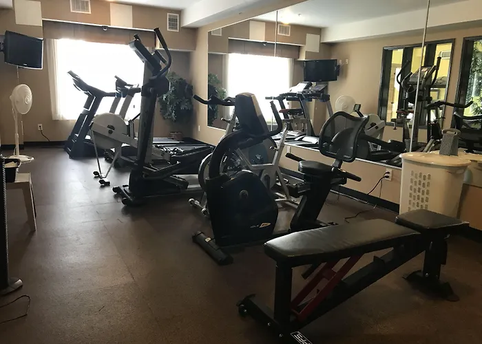 Comfort Inn & Suites Airdrie