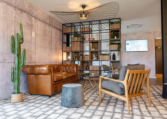 Kyriad Hotel Laval