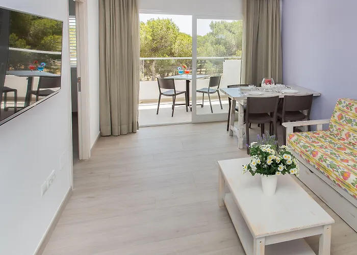 Art Apartments By Typic Hotels