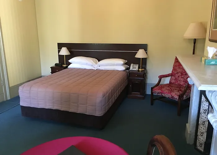 Avonmore On The Park Boutique Hotel