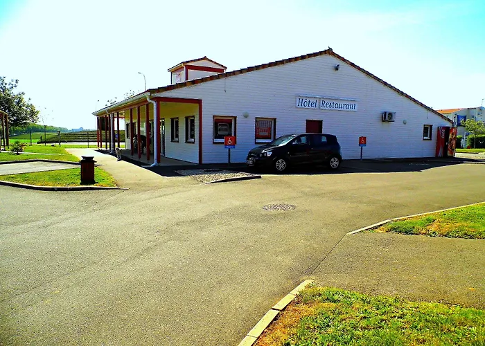 So'Lodge Niort A83