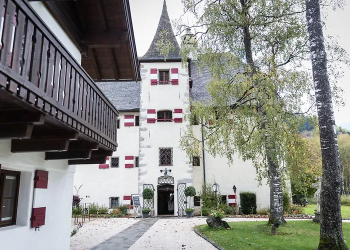 Schloss Prielau Hotel & Restaurants
